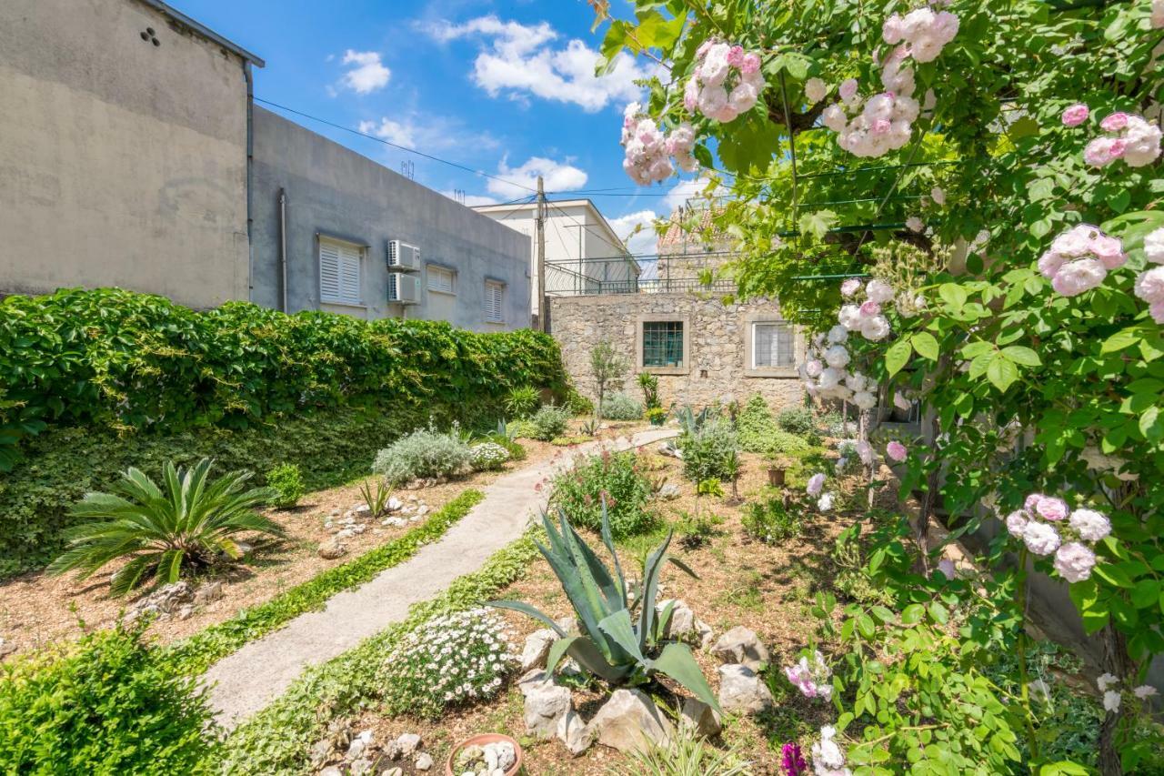 Apartments Fanito Makarska Eksteriør bilde
