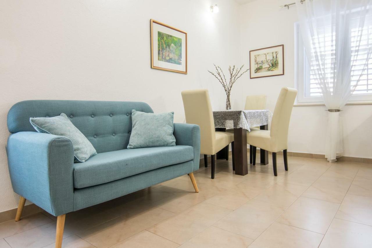 Apartments Fanito Makarska Eksteriør bilde