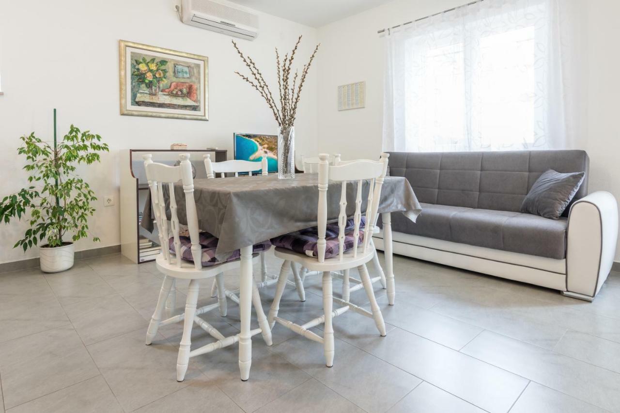 Apartments Fanito Makarska Eksteriør bilde